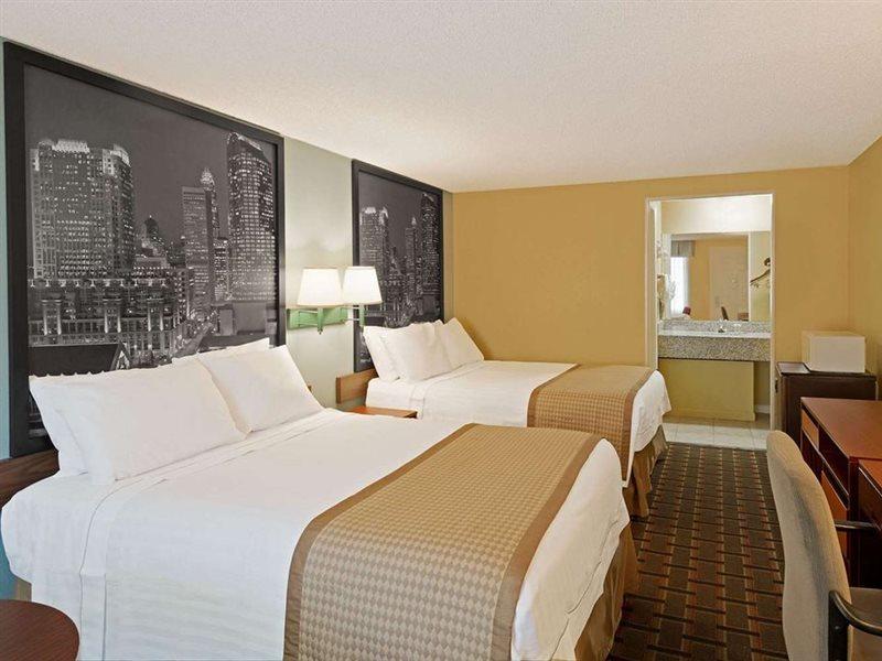 Rodeway Inn Charlotte Airport Area Экстерьер фото