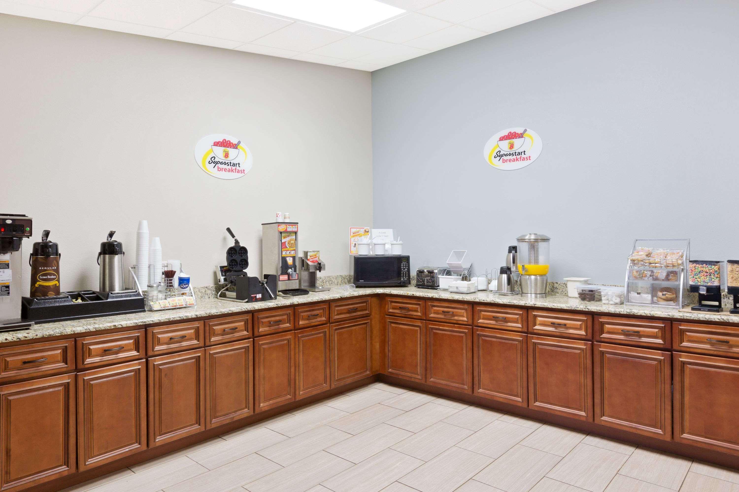 Rodeway Inn Charlotte Airport Area Экстерьер фото
