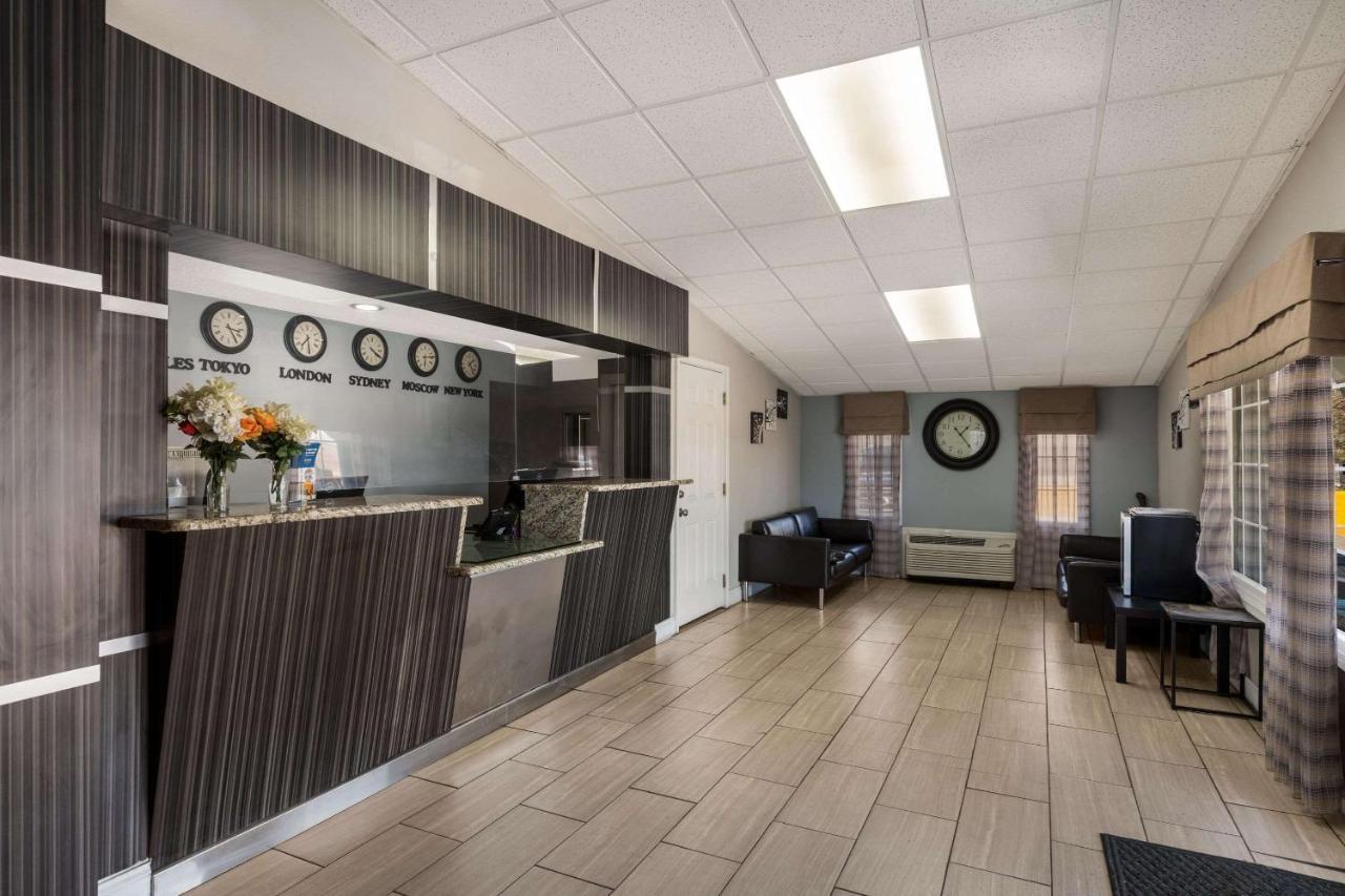Rodeway Inn Charlotte Airport Area Экстерьер фото